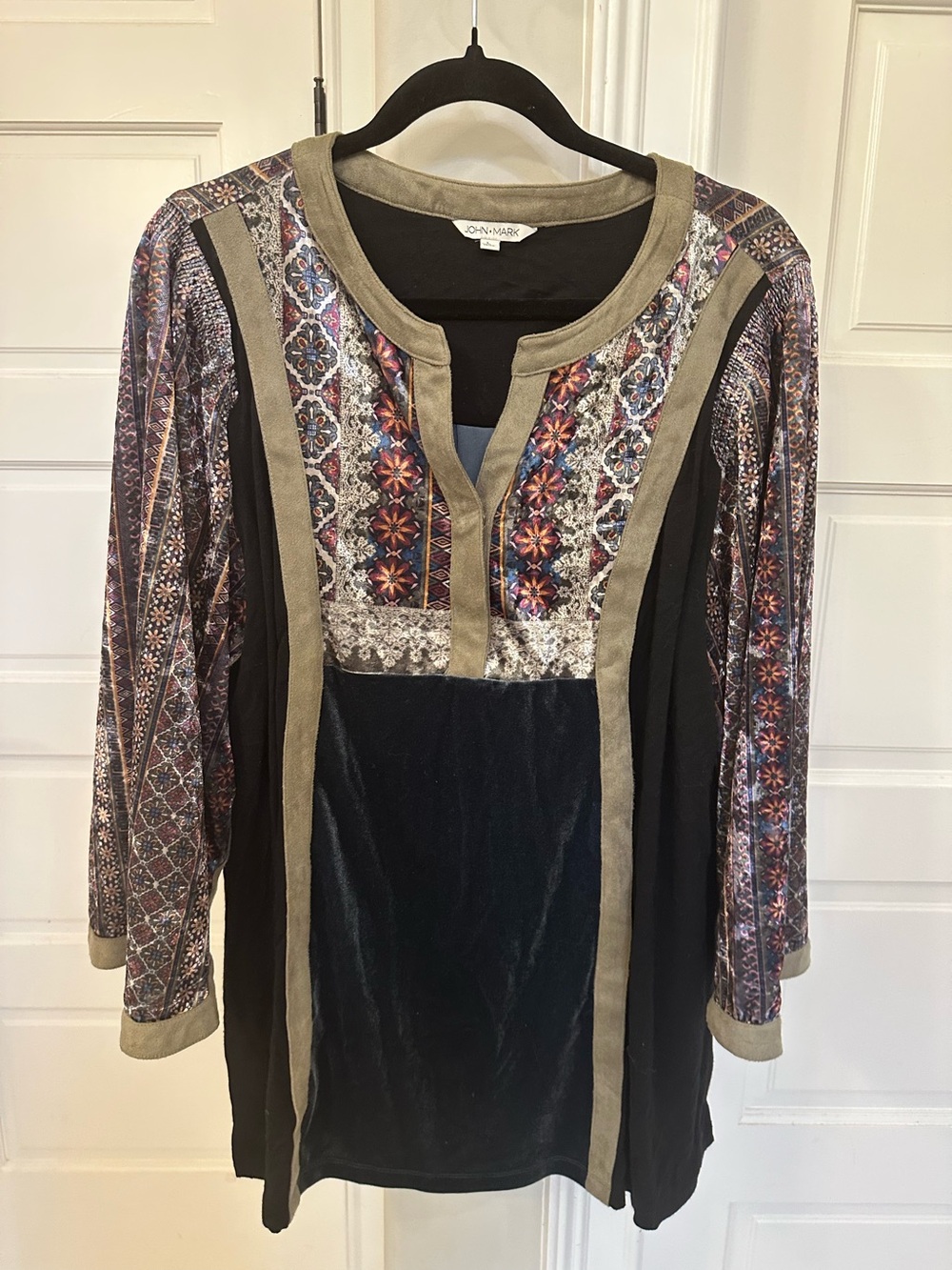 John Mark Women’s L Velvet Boho Mixed Media Floral Tunic Top Bell Sleeve Suede